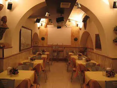 Robinson Otel 2*