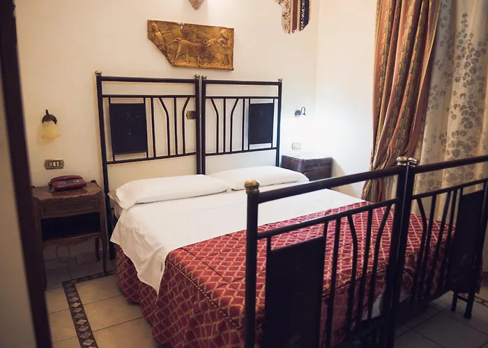 Robinson Hotel 2*