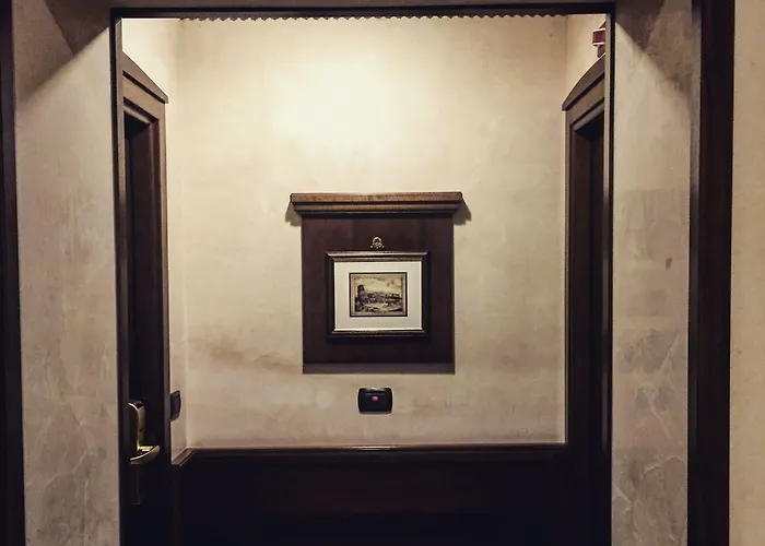 Robinson Hotel 2*